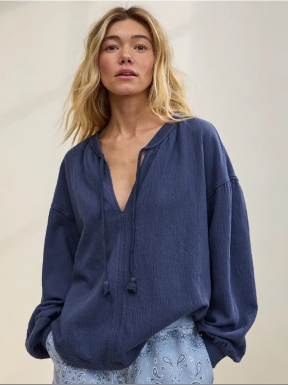 aerie Easy Street Oversized V Neck Tassel Navy Sweatshirt Women’s Size Large